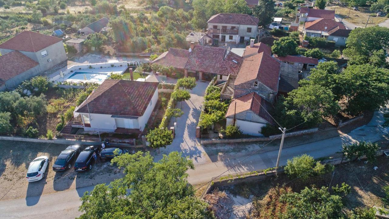 Villa Navita Augustinus With Pool Debeljak Luaran gambar